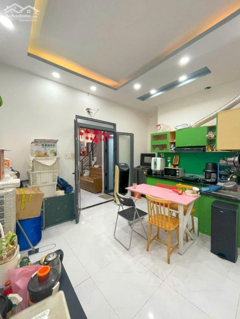 BÁN NHÀ ĐẸP 4 TẤM BTCT- KHU DÂN CƯ HIỆN HỮU- KO LO QUY HOẠCH