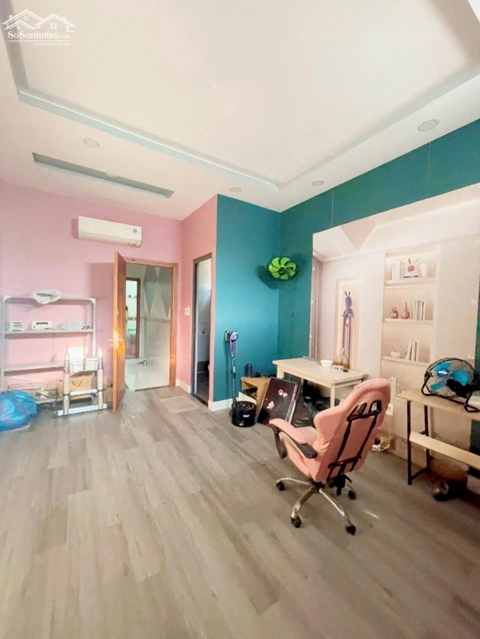 BÁN NHÀ ĐẸP 4 TẤM BTCT- KHU DÂN CƯ HIỆN HỮU- KO LO QUY HOẠCH