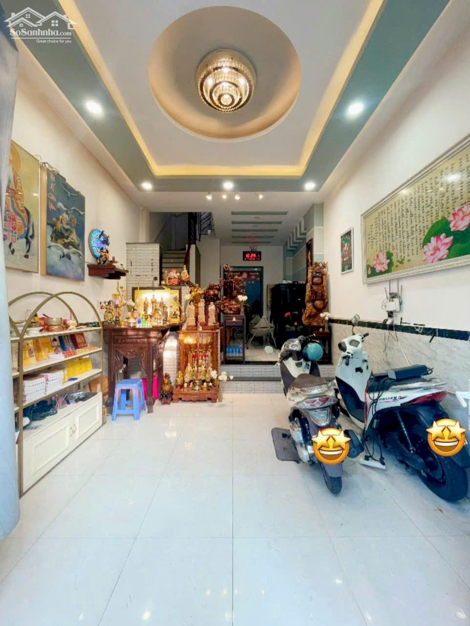 BÁN NHÀ ĐẸP 4 TẤM BTCT- KHU DÂN CƯ HIỆN HỮU- KO LO QUY HOẠCH