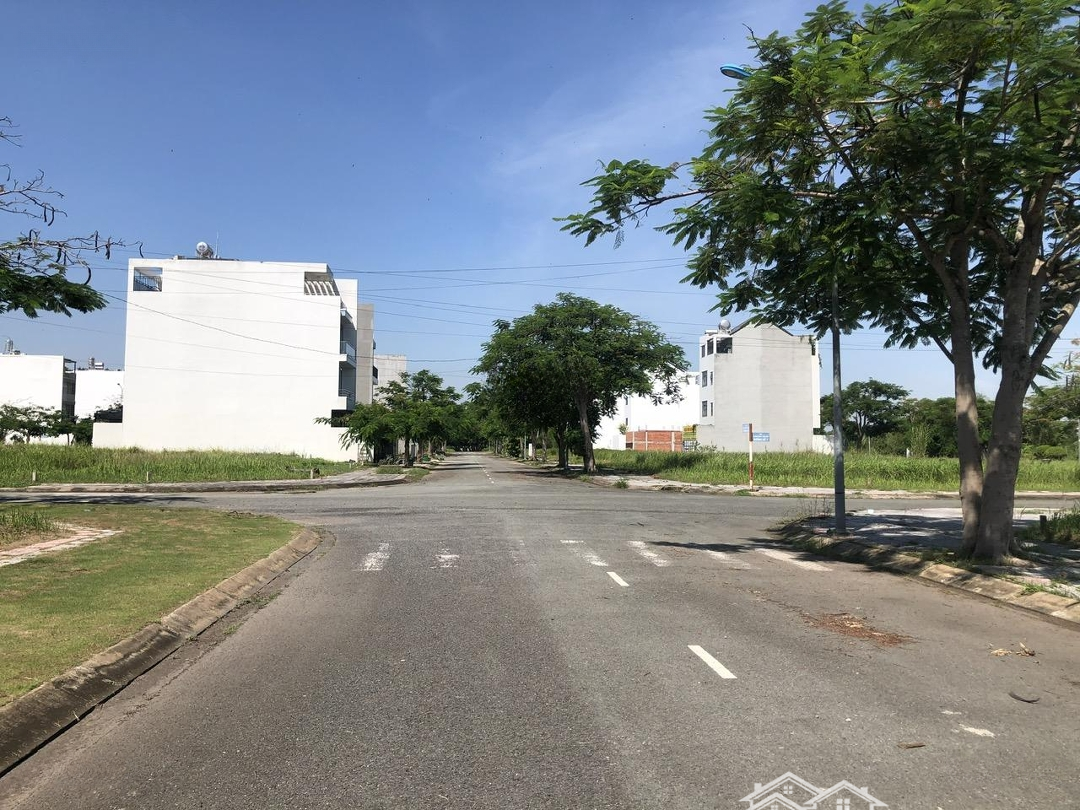 Bán Lô Biệt Thự Góc 2 Mặt Tiền Trục Chính Dự Án Topia Khang Điền, Giá 55 Triệu/M2 Liên Hệ: 0904936779