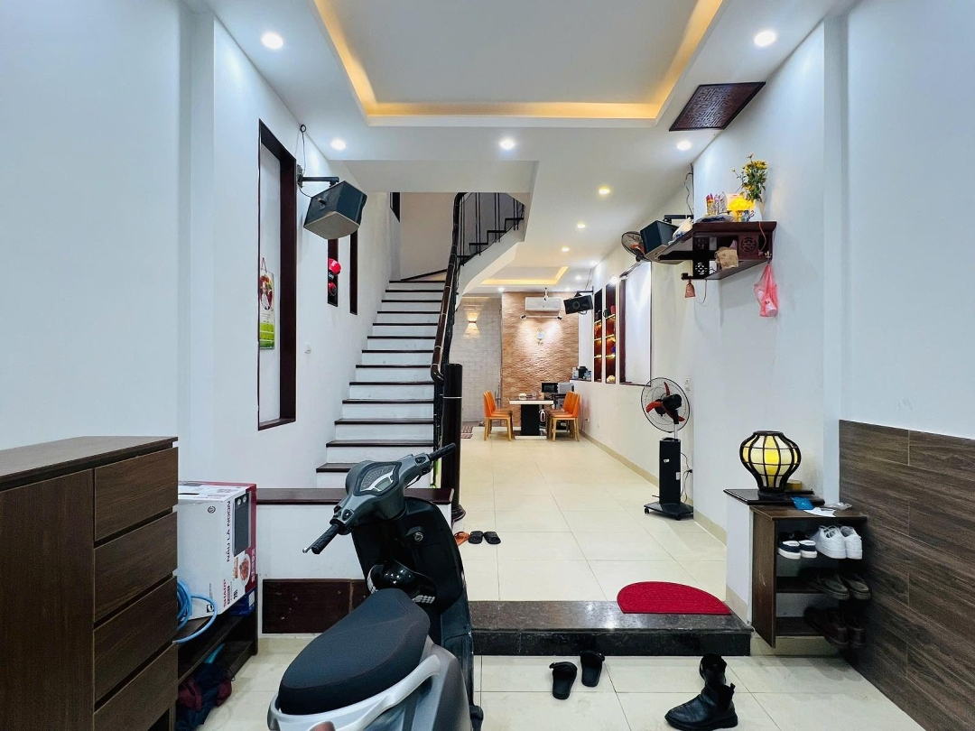 Bán Nhà Khương Hạ - Ô Chờ Thang Máy 51M 4 Tầng 4 Ngủ Chỉ 8.8 Tỷ.