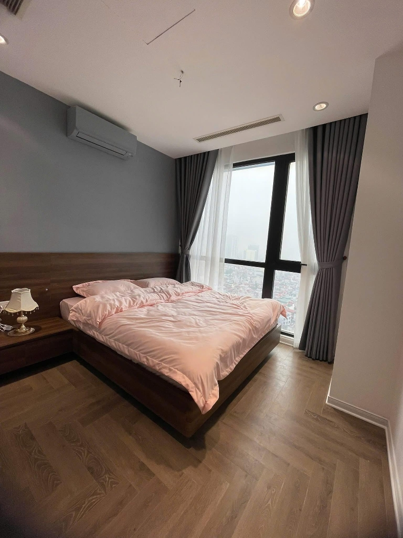 Chính Chủ Bán Gấp Căn Hộ 2 Phòng Ngủsky Central 176 Định Công 4,8X Tỷ