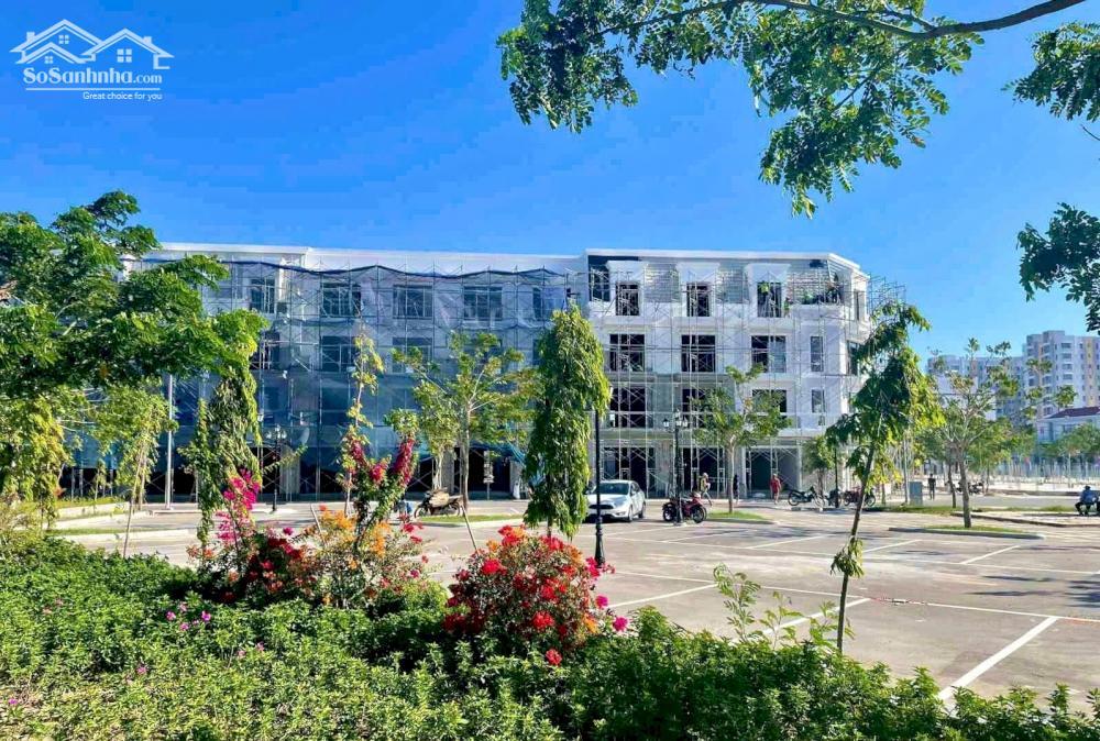 CHỈ TỪ 900 TRIỆU (15%) - SỞ HỮU NGAY CĂN NHÀ PHỐ 4 TẦNG NGAY TRUNG TÂM MẶT BIỂN KHÁNH HÒA