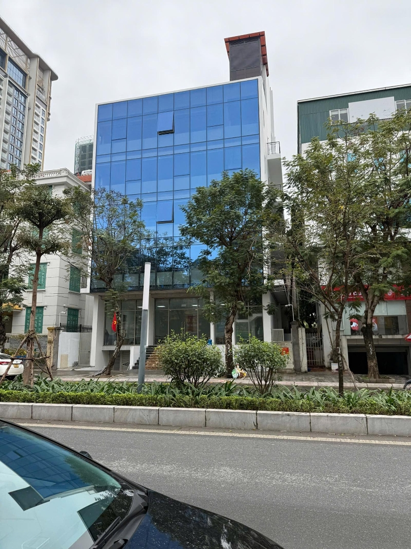 Gia Đình Tôi Cần Bán Mảnh Đất Lô Góc Vườn Đào Đối Diện Trung Tâm Thương Mại Lotte Tây Hồ