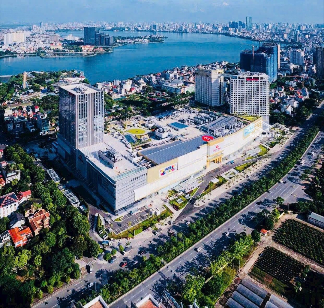 Gia Đình Tôi Cần Bán Mảnh Đất Lô Góc Vườn Đào Đối Diện Trung Tâm Thương Mại Lotte Tây Hồ