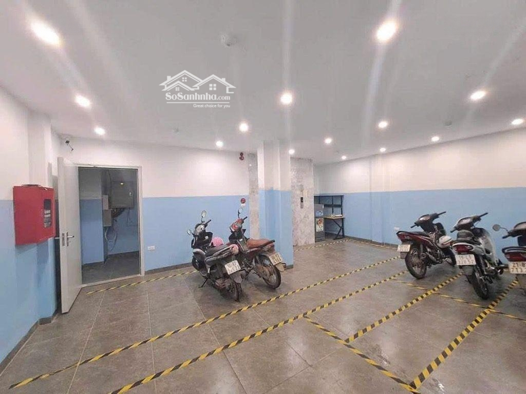 Tòa Chdv Mỹ Đình, Nhà 12 Phòng, Khai Thác Full , 50 Triệu/Tháng, Chủ Rất Cần Tiền Không Cần Nhà.