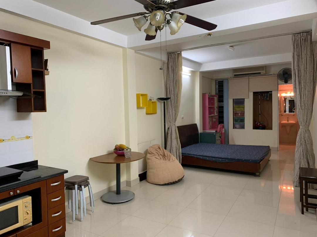 Cần Cho Thuê Căn Tầng 4 Nhà Số 10 Hàng Chuối, 45M, Full Đồ. Giá Thuê 6 Tr/ Tháng. Lh Kiều Thuý 0949