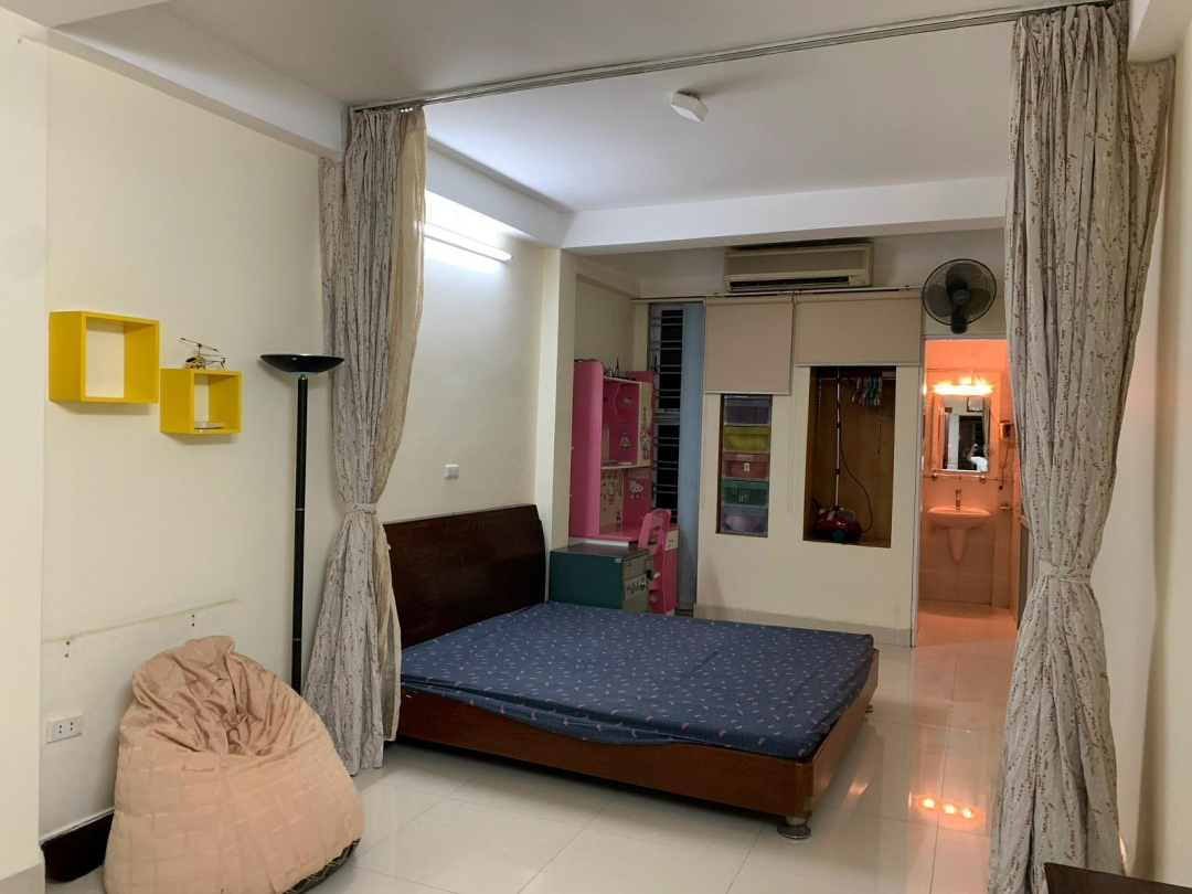 Cần Cho Thuê Căn Tầng 4 Nhà Số 10 Hàng Chuối, 45M, Full Đồ. Giá Thuê 6 Tr/ Tháng. Lh Kiều Thuý 0949