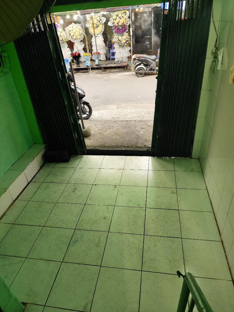 Cho Thuê Nhà Mặt Tiền Hồ Thị Kỷ, P1, Q10