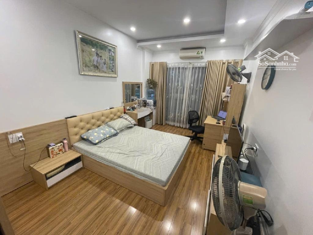 Bán Nhà Vũ Ngọc Phan,Diện Tích50M2, Nhà Đẹp Dân Xây, Trung Tâm Đống Đa, Mặt Ngõ, Gần Mặt Phố, 11 Tỷ 8
