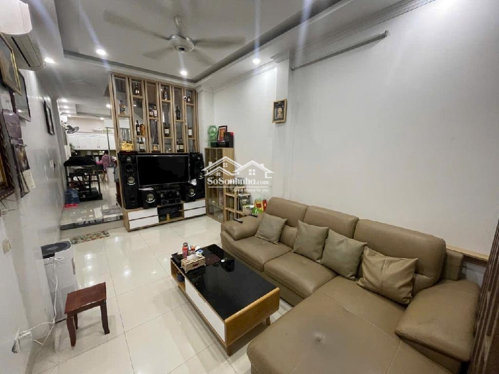 Bán Nhà Vũ Ngọc Phan,Diện Tích50M2, Nhà Đẹp Dân Xây, Trung Tâm Đống Đa, Mặt Ngõ, Gần Mặt Phố, 11 Tỷ 8
