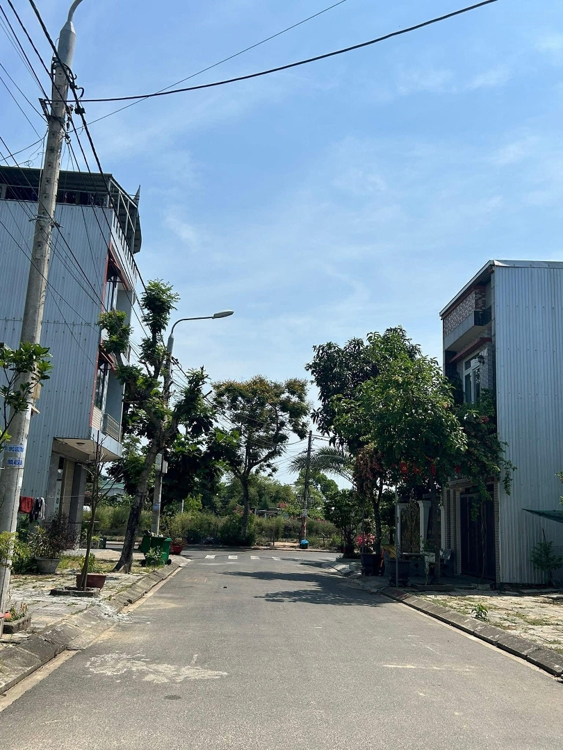 Bán Đất Đẹp Dt:5X25 Đường 8M Khu Dân Cư Ngay Trung Tâm Bình Dương - Shr Sang Tên Ngay
