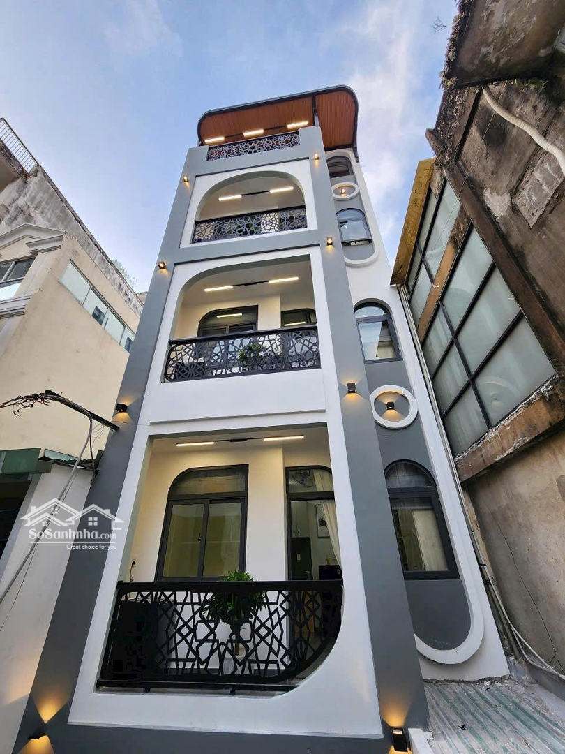 Bán Tòa Nhà Đang Kinh Doanh Chdv Cao Cấp Ngay Chợ Bến Thành , Q.1 : 83M2 , 28,8 Tỷ