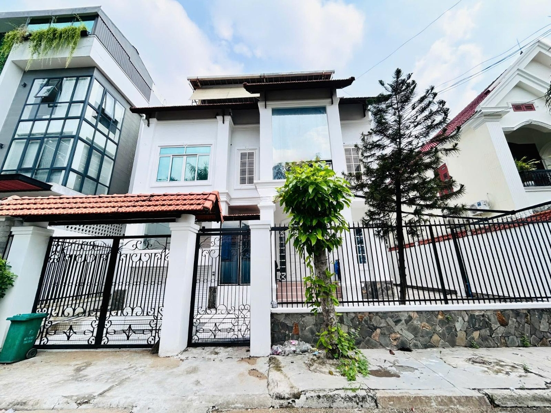 Nhà Đường Cộng Hòa 15X25M, Hầm Trệt 2 Lầu Có Sân Vườn, Cho Thuê