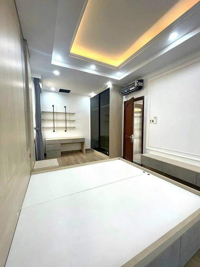 Cho Thuê Biệt Thự 4 Tầng Dtsd Gần 500M2, 70 Triệu/Th Thạnh Mỹ Lợi Q.2, 4 Phòng Ngủfull Nt Liên Hệ: 0936890795