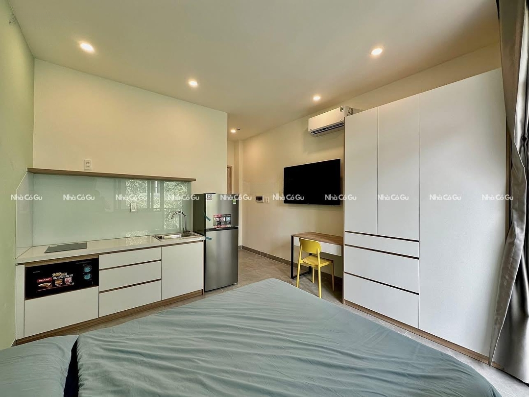 Khai Trương Phòng Balcony Thang Máy Ở Lê Văn Sỹ - Gần Nhà Thờ Ba Chuông