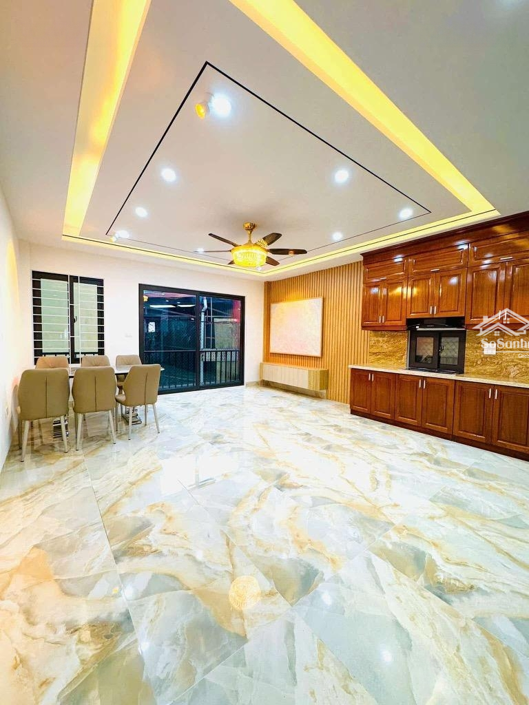 Bán Nhà Nguyễn Văn Cừ - Gia Thụy 51Mmặt Tiền5M 6 Tầng Thang Máy 3 Mặt Thoáng Full Nội Thất