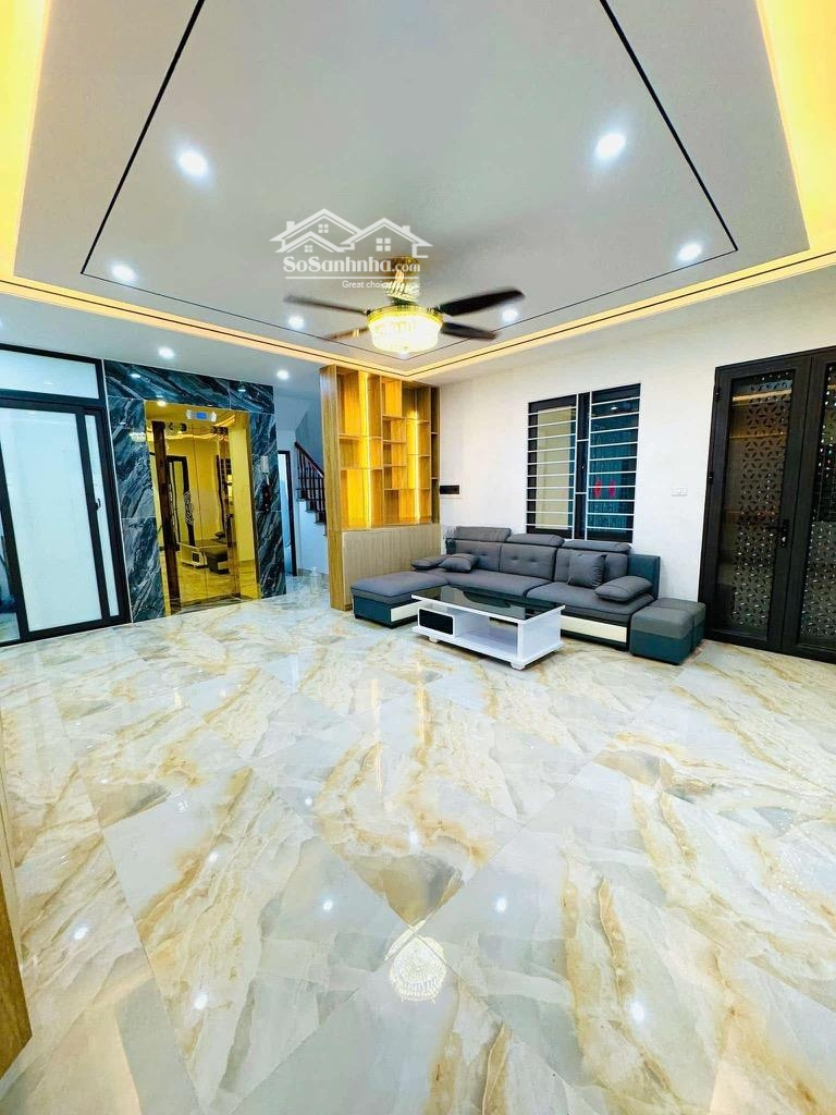 Bán Nhà Nguyễn Văn Cừ - Gia Thụy 51Mmặt Tiền5M 6 Tầng Thang Máy 3 Mặt Thoáng Full Nội Thất