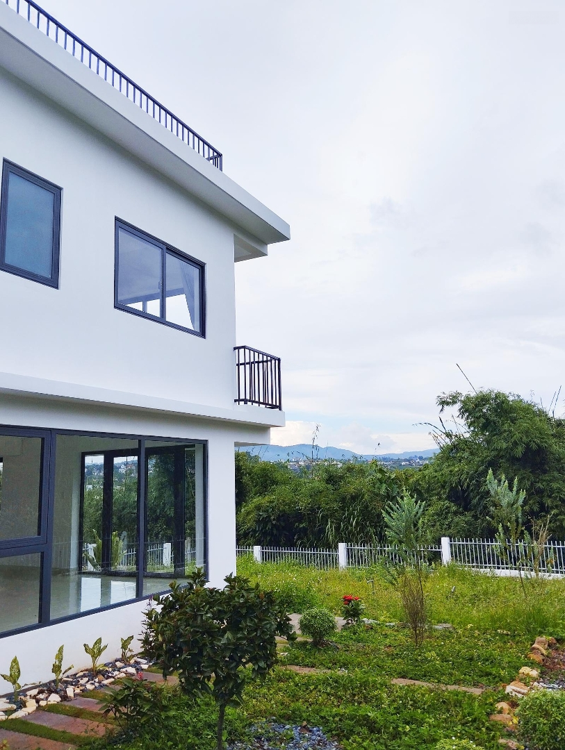 Bán Nhà Nghỉ Dưỡng Sẵn Vườn Cây Tiểu Cảnh View Đẹp Ven Suối Tại Gia Lâm