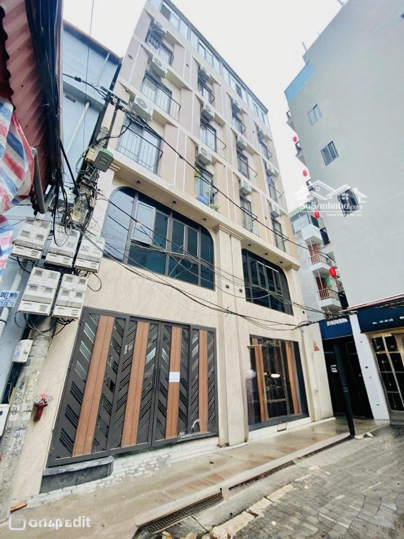 Toà Căn Hộ Dịch Vụ Cao Cấp Phạm Văn Đồng - Sát Thành Phố Giao Lưu - Apartment 6 Tầng Thang Máy