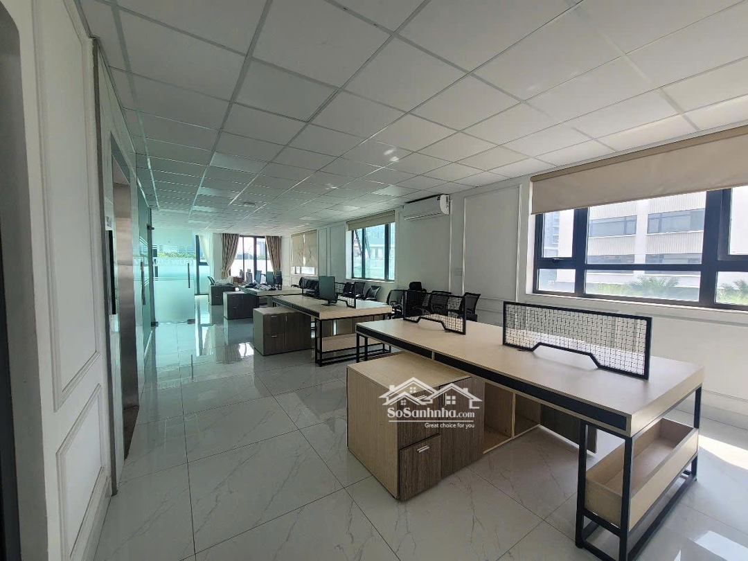 Nhà Đường Bạch Đằng 8X20M Hầm Trệt 3 Lầu Cho Thuê