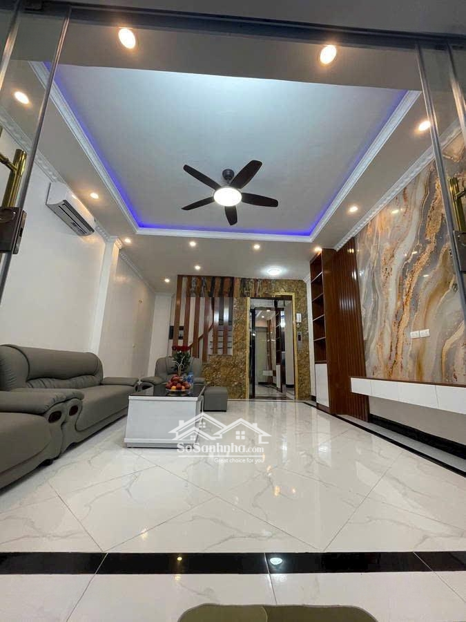 Víp Chính Chủ Bán Nhà Mai Dịch Cầu Giấy Diện Tích: 35M Mt:5M Nhà 6 Tầng Thang Máy Xây Mới Full Nội Thất