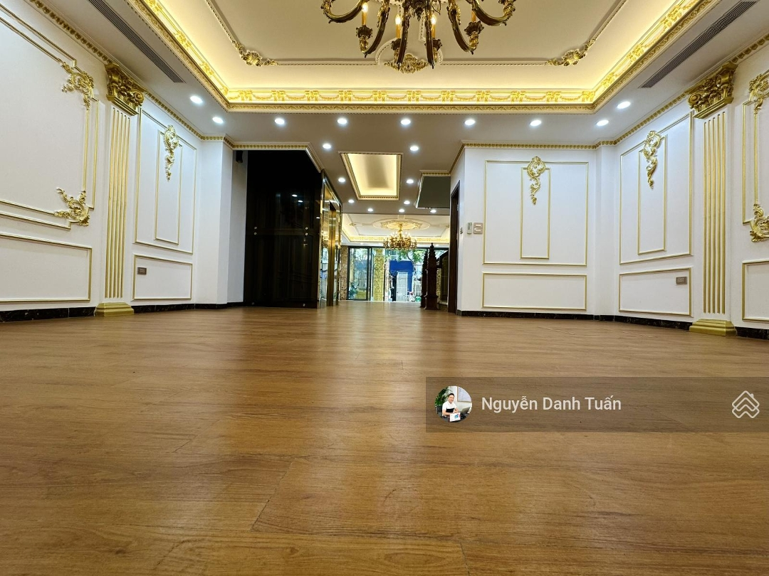 ( Bán Gấp - Giảm 2 Tỉ ) Căn Nhà C3-34 Diện Tích 120M2, Sổ Đỏ Sẵn. Hoàn Thiện Luxury Có Thang Máy