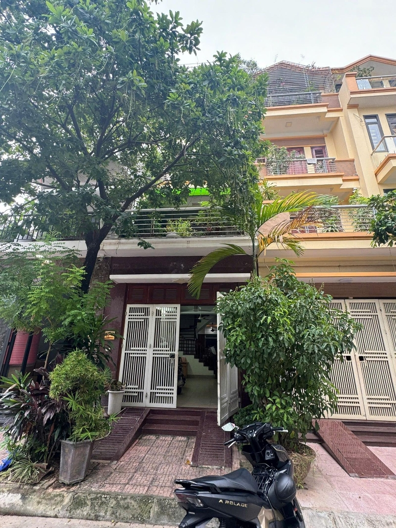 Nhà Liền Kề 4 Tầng Phú La. 227M2 Diện Tích Sàn
