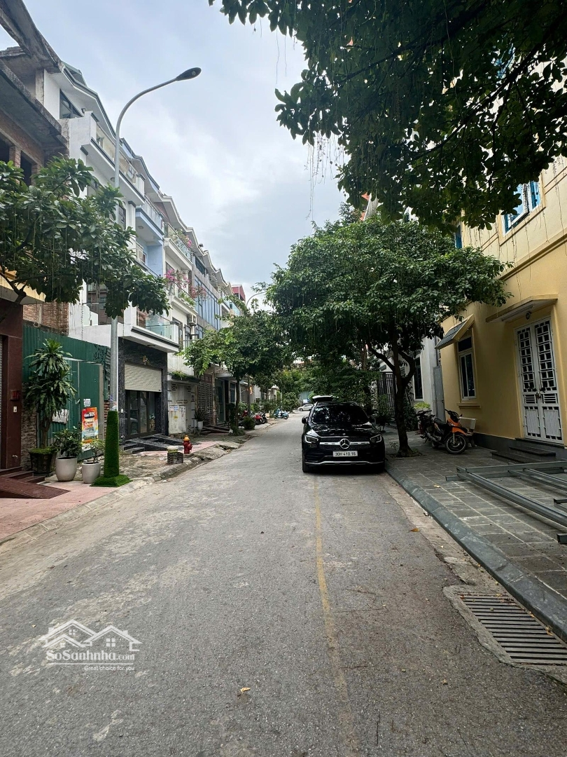 Nhà Liền Kề 4 Tầng Phú La. 227M2 Diện Tích Sàn
