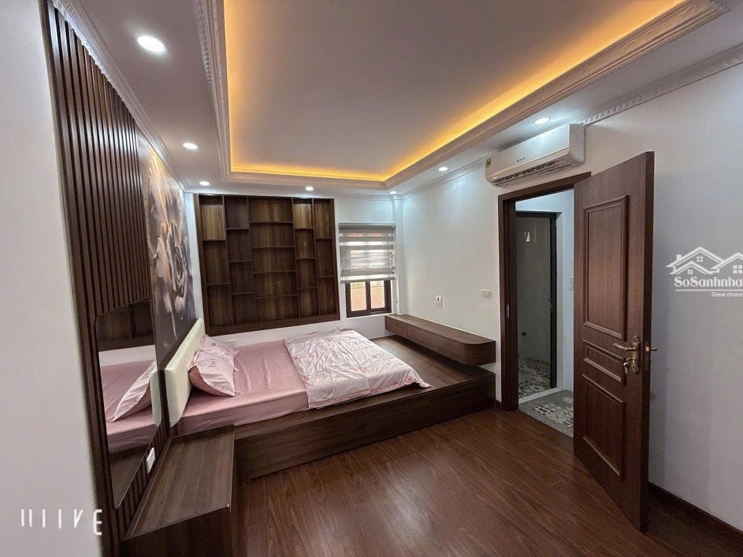 Bán Nhà Ngõ 68 Cầu Giấy Cổng Riêng, 6 Tầng, 20M Ra Phố Mặt Tiền Khủng 6T*8,3Tỷ