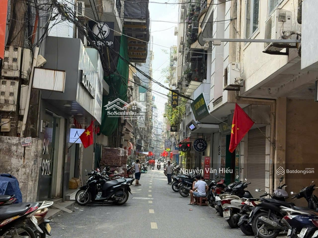 Bán Nhà Hoàng Cầu, 60M2,Mặt Tiền6.3M, Nhà Lô Góc, Ô Tô Qua Nhà, Kinh Doanh Đỉnh, Ngõ Cửa Hàng San Sát