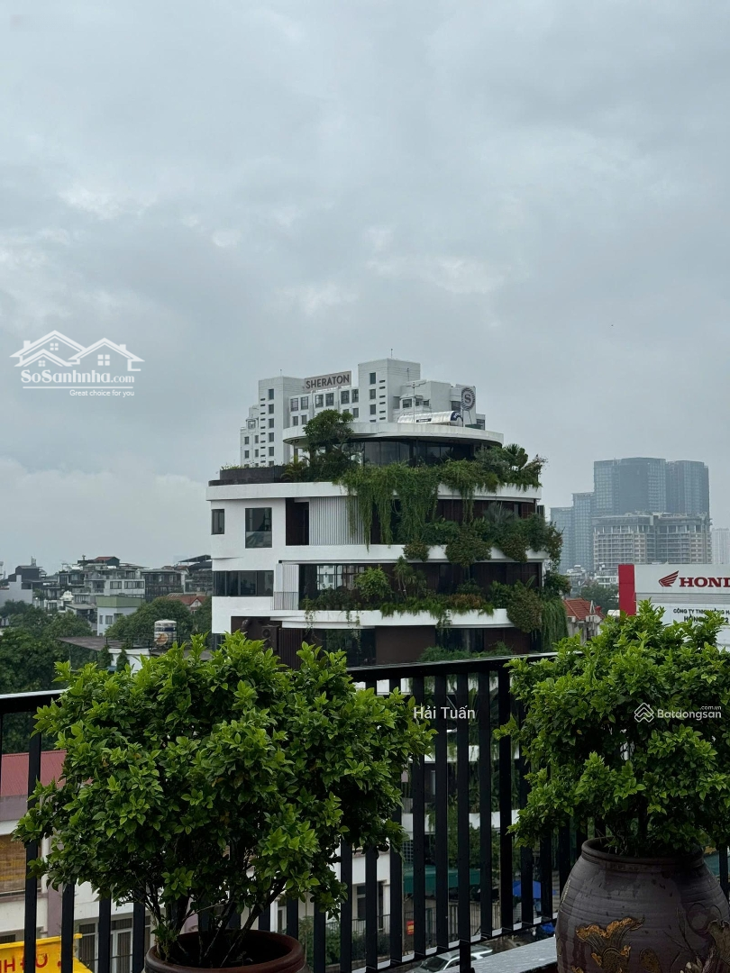 Chính Chủ Bán Nhà Mặt Phố Nghi Tàmdiện Tích126M2, Mt8M, 7 Tầng Thang Máy,View Hồ Tây,Cho Thuê 1.6 Tỷ/Năm