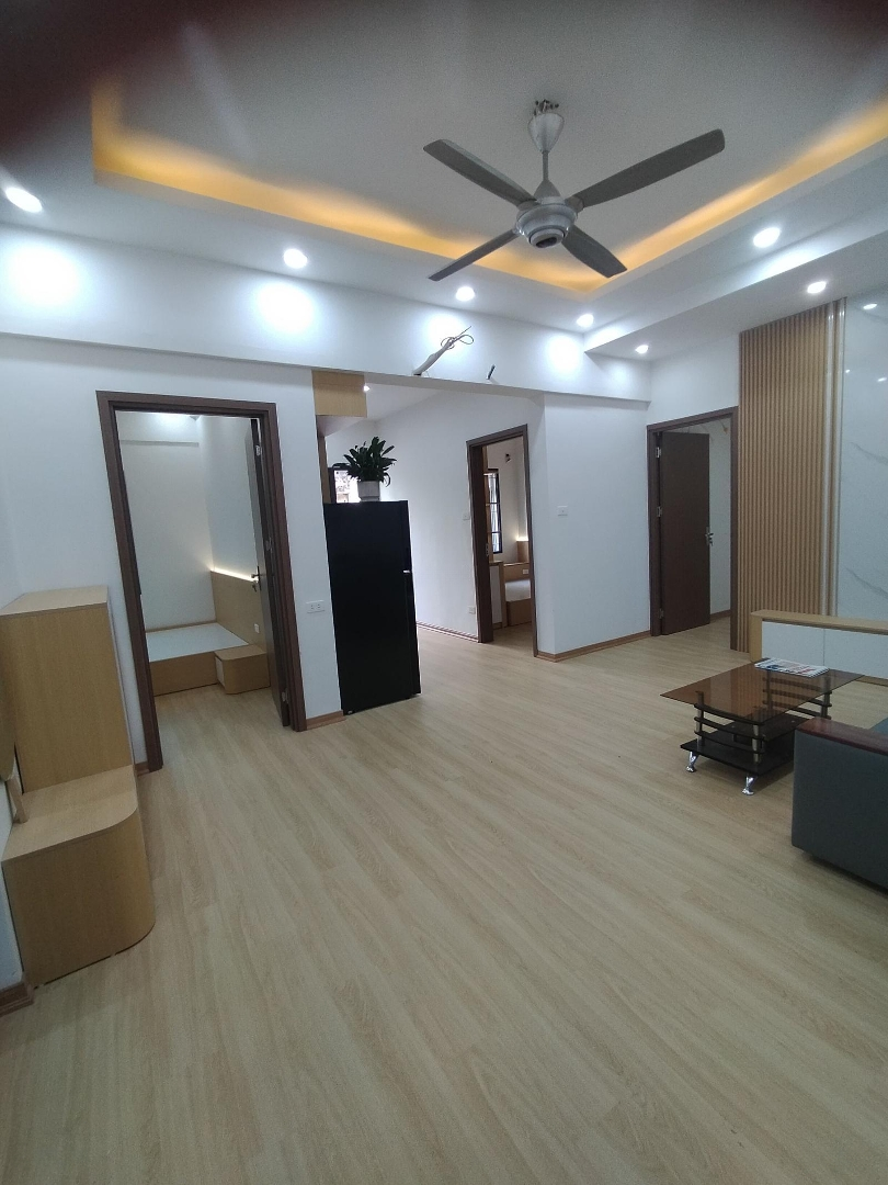 Bán Gấp Căn Sổ Đỏ 68M2 - 3 Phòng Ngủsiêu Thoáng Tại Cạnh Hồ Linh Đàm. Zá Chỉ Hơn 3 Tỷ