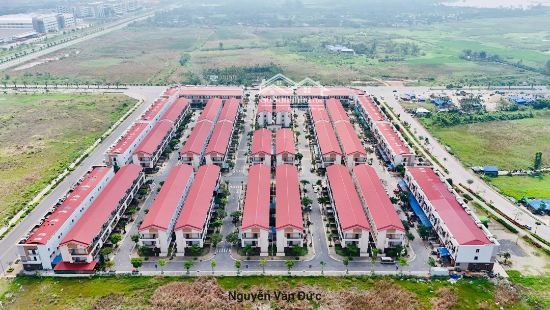 Duy Nhất 1 Căn Góc Centa City Giá Bán 5Tỷ3 Hướng Nam