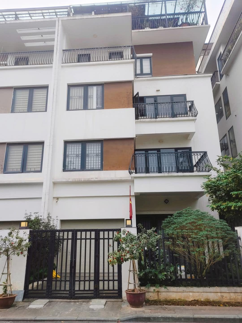 Bán Bt Romantic Park Tây Hồ Tây, 4X Tỷ Vnd, 135M2, Chính Chủ