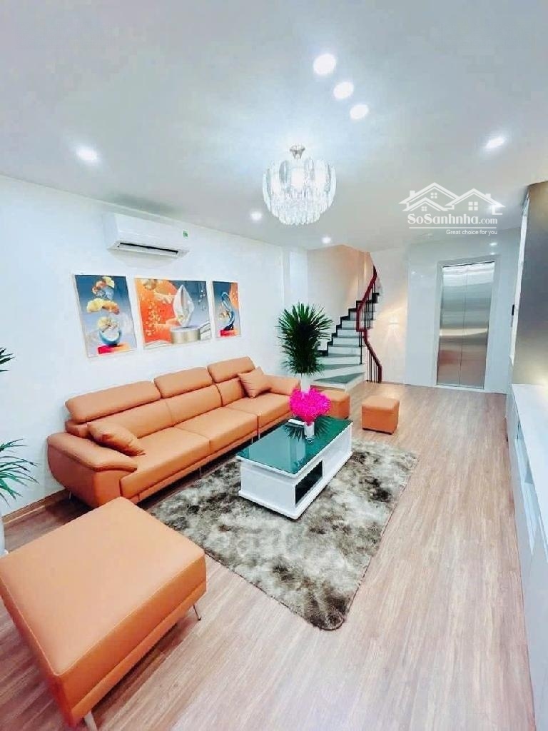 Săn Nhà Như Săn Vàng. Tòa 7 Tầng Đẹp Không Góc Chết, Gần Hồ, Chỉ Hơn 8 Tỷ