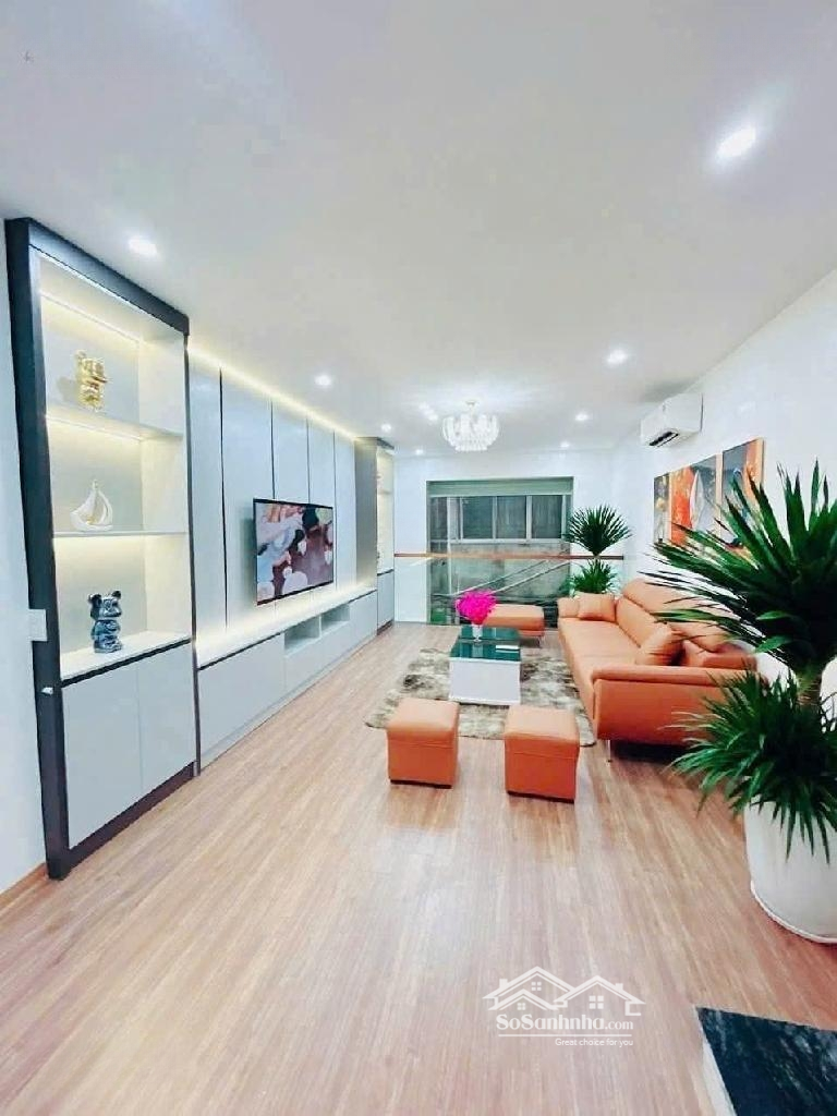 Săn Nhà Như Săn Vàng. Tòa 7 Tầng Đẹp Không Góc Chết, Gần Hồ, Chỉ Hơn 8 Tỷ