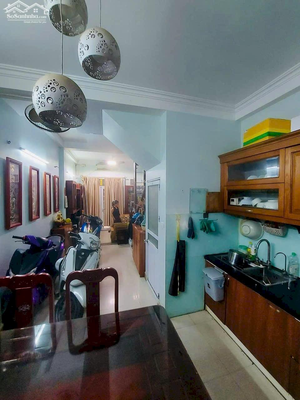 Bán nhà riêng, có sổ đỏ ngõ Trần Khát Chân, quận Hai Bà Trưng 32m x 4T giá 5.6 tỷ
