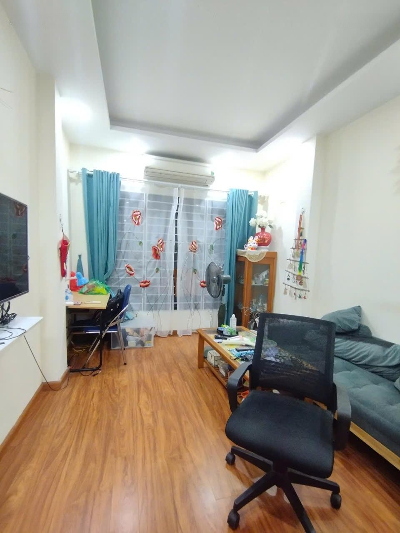 Cho Thuê Nhà Trịnh Đình Cửu, Định Công, Hoàng Mai, 36M2, 3 Ngủ, 3 Vs,View Hồ, Gần Oto, Giá 11 Tr