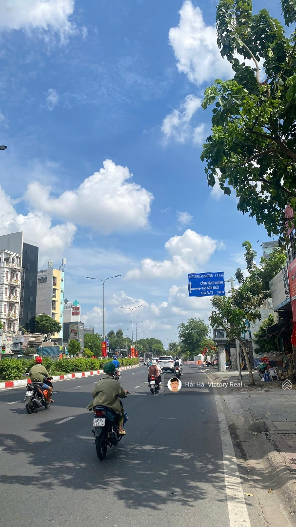 Bán Nhà 3 Tầng Đường Nhất Chi Mai, P13, Tân Bình, Gần Đường C12 Vào Nhà Ga T3 _ Nhà Đẹp Vào Ở Ngay
