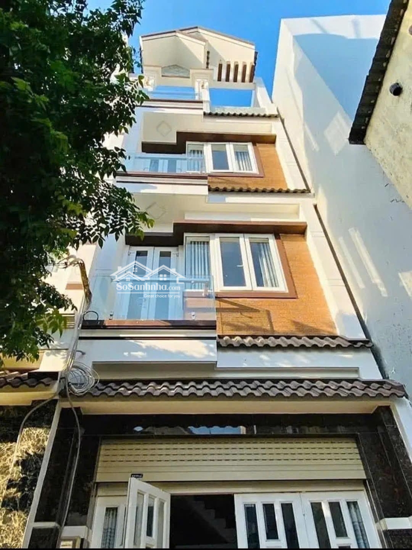 Bán Nhà Phố Hoàng Cầu - Ô Tô Vào Nhà - 2 Mặt Tiền Trước Sau - 5 Tầng Ở Ngay - Nhỉnh 11 Tỷ.