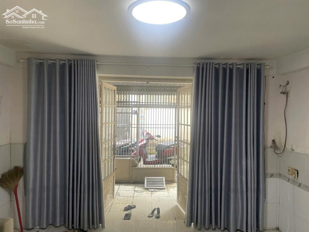 Giảm thêm 150tr, bán nhà 2 tầng 58m2, sát KĐT Vạn Phúc, SHR, hoàn công chuẩn, giá 3,8 tỷ.