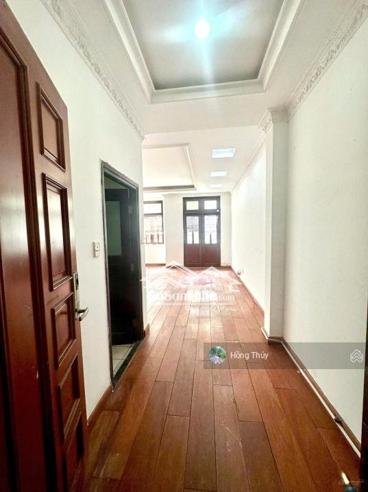 (Hot) Bánhẽm Xe Hơibạch Đằng Khu Sân Bay,Diện Tích6X15M 4 Tầng Đang Cho Thuê 30 Triệu/Tháng Giá Chỉ 13,5 Tỷ Tl