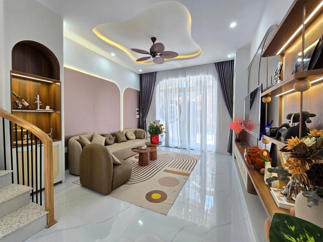 Bán Nhà Đẹp 4 Tầng Khu Phố Tây An Thượng, Có Dòng Tiền 34-40 Triệu/Tháng