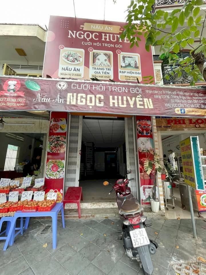 Cho thuê nhà mặt tiền đường đề thám, khu ẩm thực sầm uất