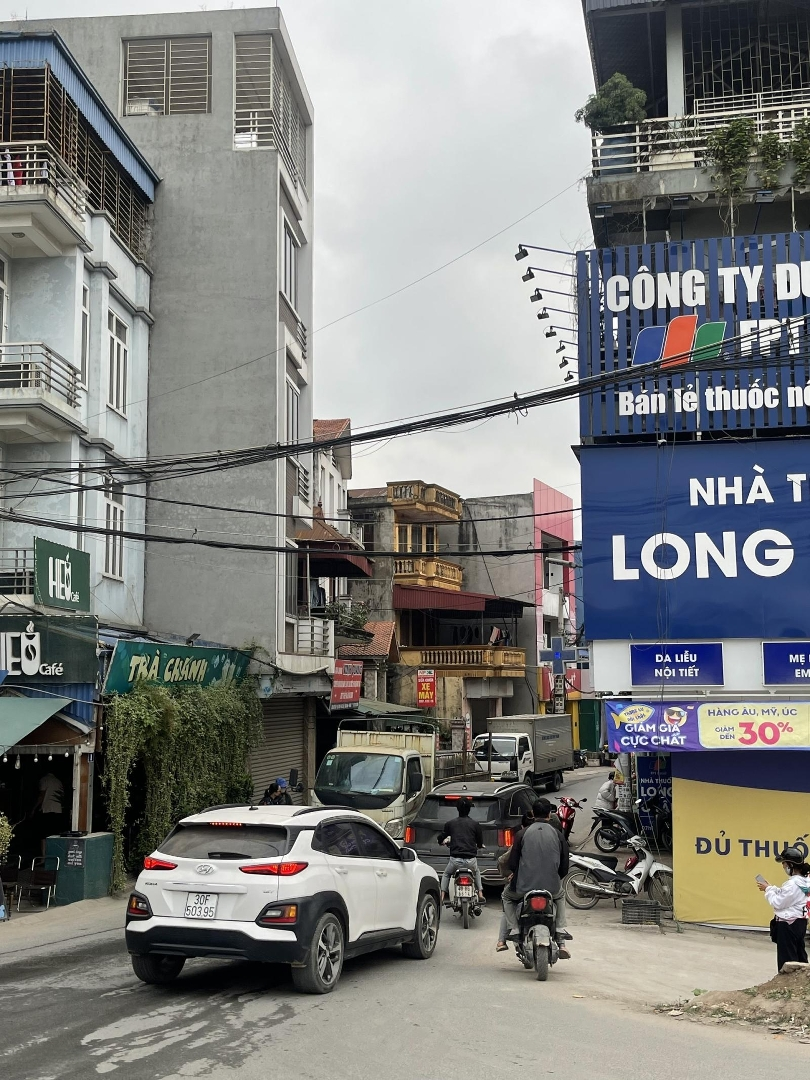 Bán Nhà 5 Tầng Dốc Vân Yên Thường Gia Lâm Hn, Trục Chính Kd Sầm Uất,Diện Tích40M2 Nở Hậu, Giá Chỉ 4.1 Tỷ