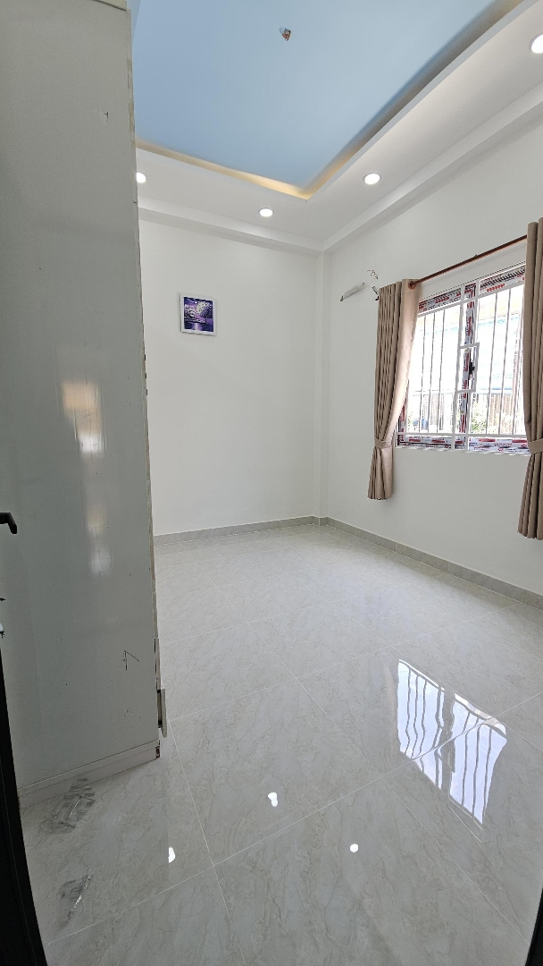 Nhà Đẹp Hẻm Thông 4M 2 Lầu Đúc Kiên Cố Mễ Cốc P15 Quận8