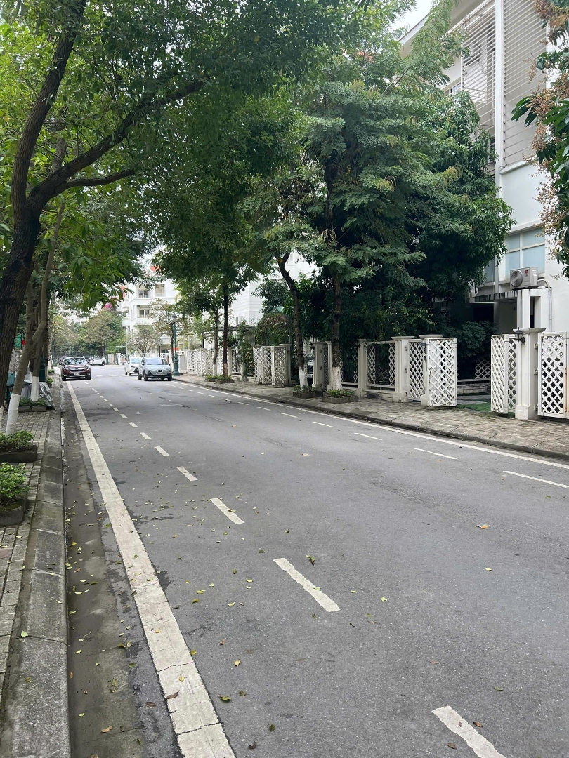 Bán Nhà Liền Kề Tại Splendora An Khánh Hoài Đức, 2 Thoáng, Diện Tích Đất 116M2 Xây 5 Tầng