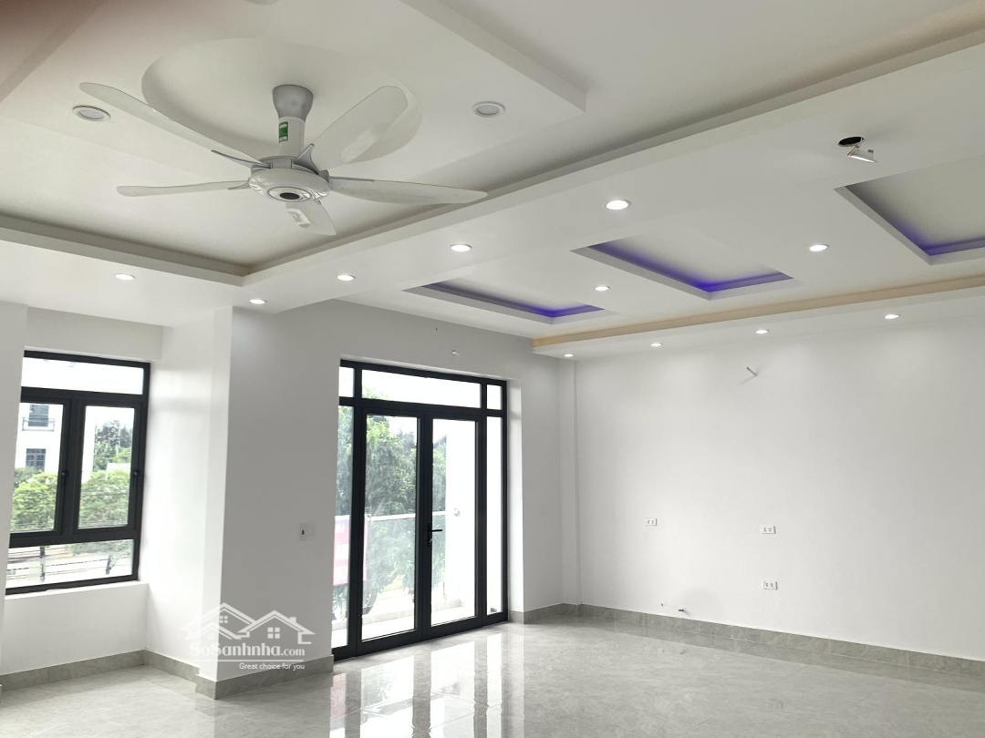 Chính Chủ Nhà Mặt Phố 353, Mới Đẹp Cho Thuê Giá Cao, Bán 13,5 Tỷ, 190.5M2, 5 Phòng Ngủ 5 Vệ Sinh 3 Tầng, Đông