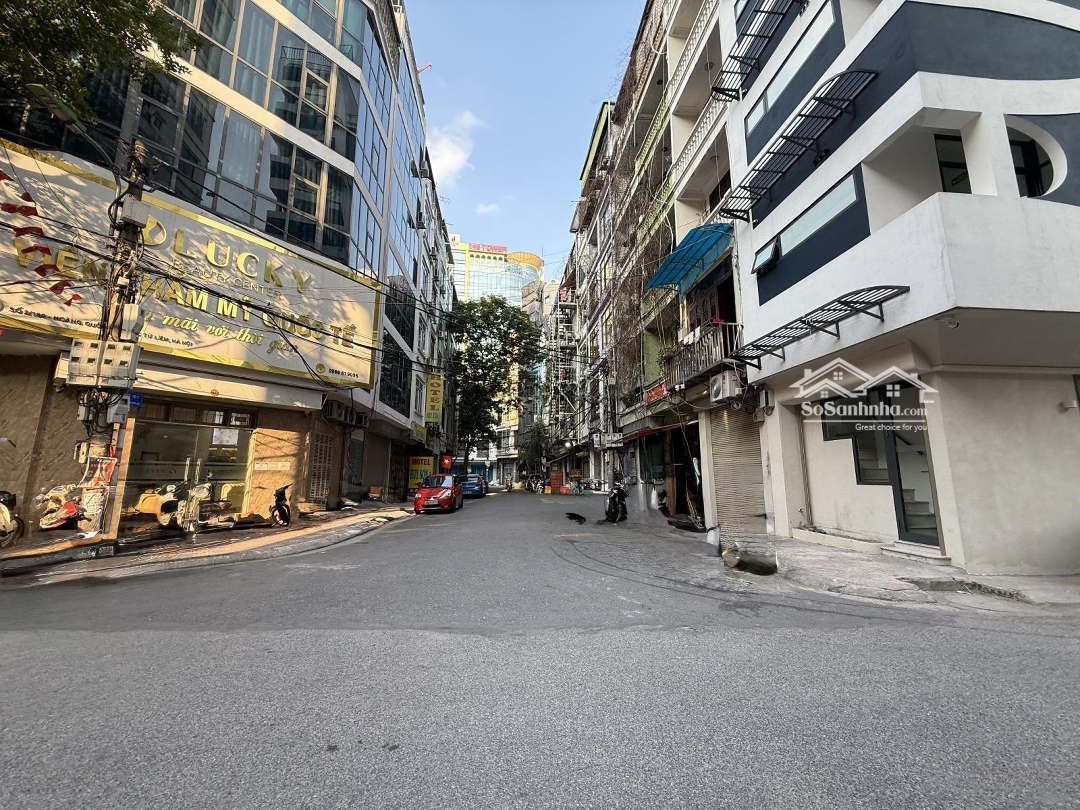 Cho Thuê Nhà Hoàng Quốc Việt, 60M2, 7 Tầng,Mặt Tiền6M, Thông Sàn, Nhà Đẹp, 30 Triệu